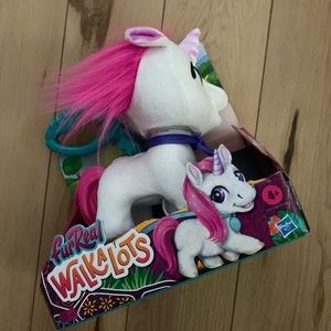 Furreal walk a lots unicorn toy. New!